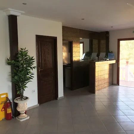 Ai Helis Apartahotel Svoronata