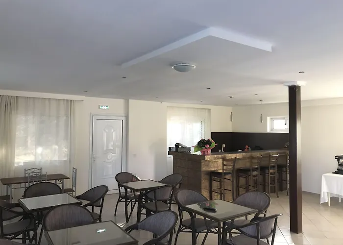 Ai Helis Apartahotel Svoronata