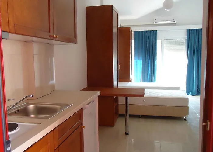 Ai Helis Apartahotel