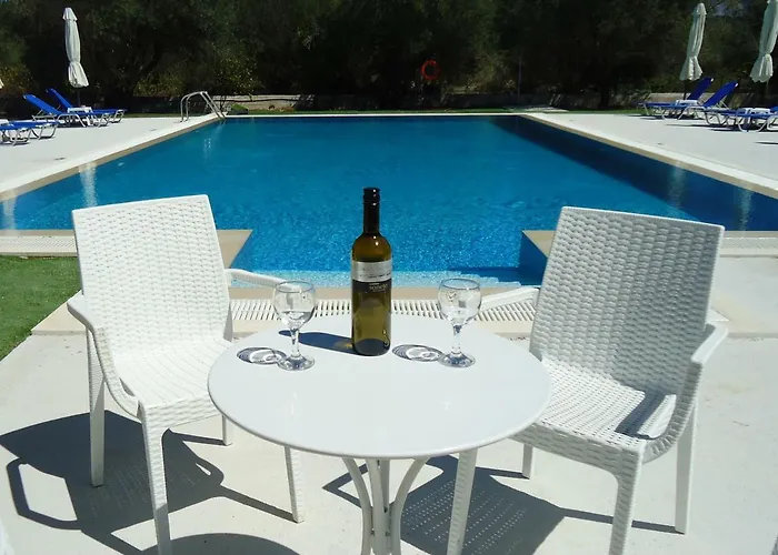 Apartahotel Ai Helis Svoronata