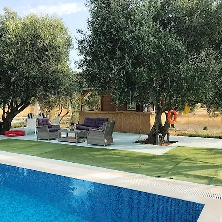 Ai Helis Apartmanhotel Zvoronáta