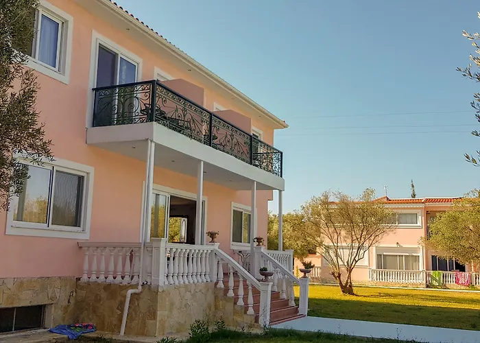 Apart Otel Ai Helis Svoronata