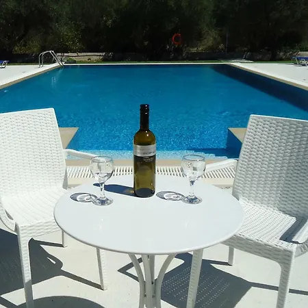 Hotel de apartamente Ai Helis Svoronata