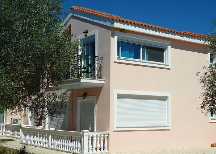 Appart hôtel Ai Helis Svoronata
